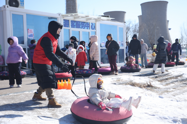 	深耕冬奥遗产 普惠全民冰雪——石景山区“雪上运动进社区（苹果园、五里坨）”活动圆满落幕